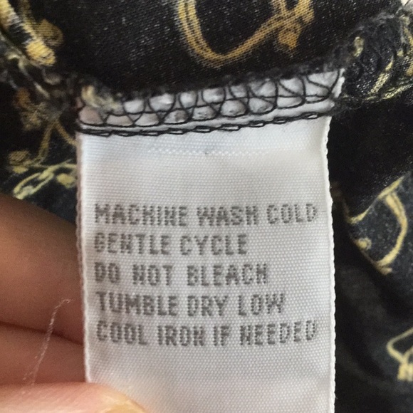 Foxcroft equestrian print button-down - so luxe! - Picture 7 of 7